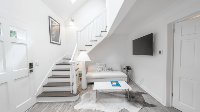 Image of Living space #2