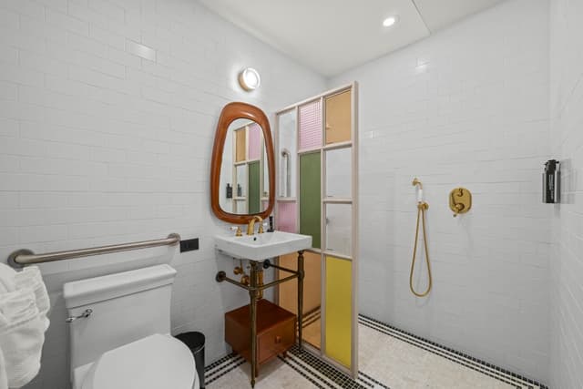 Image of Living space #5