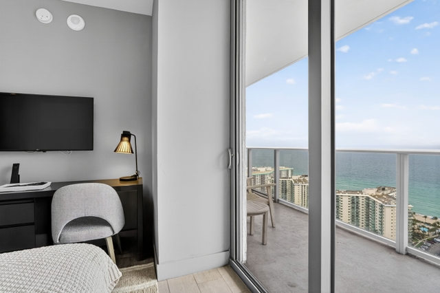 Image of Living space #6