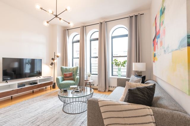 Image of Living space #2