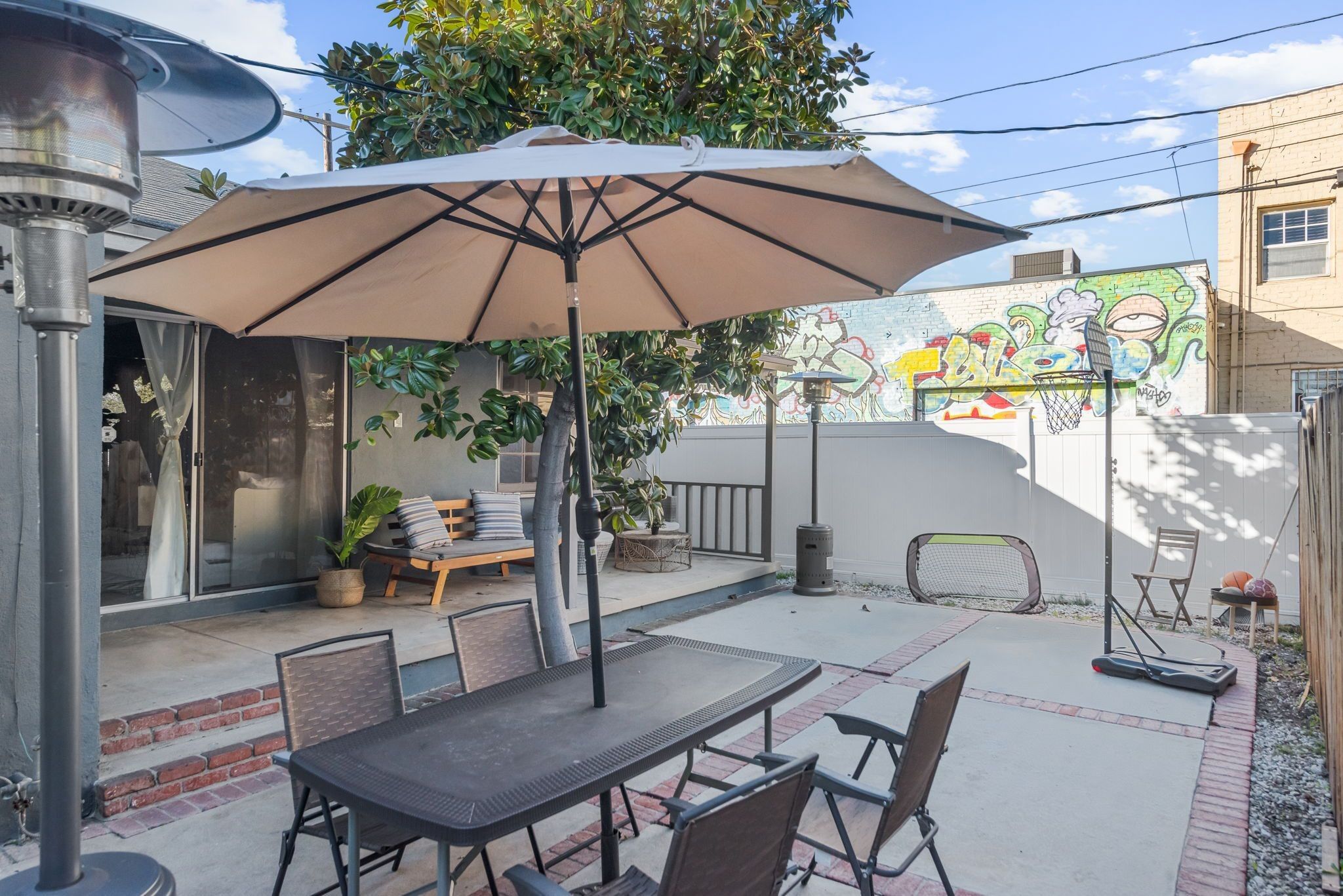 Alta Vista | Hollywood | Designer Home w/Private Backyard & Hot Tub photo 38