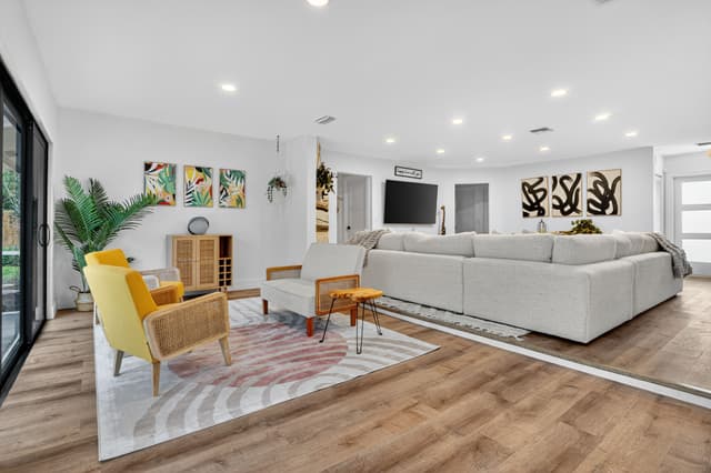 Image of Living space #3