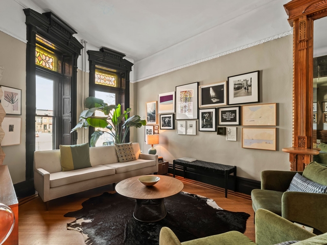 Image of Living space #2