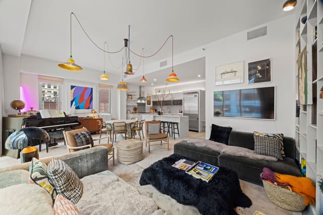 Image of Living space #3