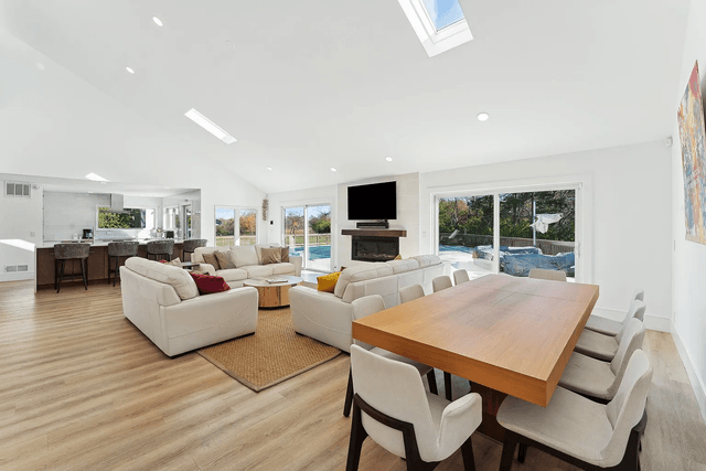 Image of Living space #2