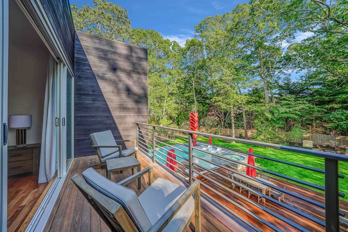Eastwood Villa | East Hampton | Modern Retreat with Pool and Spa photo 2