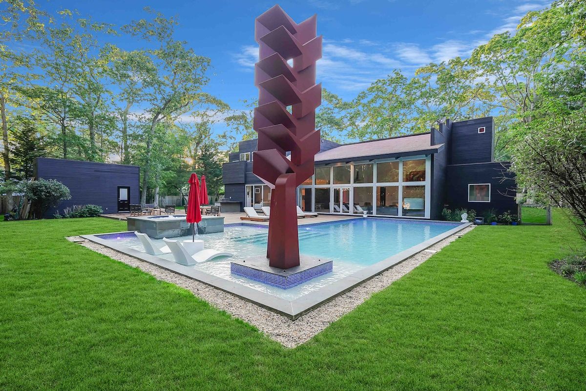 Eastwood Villa | East Hampton | Modern Retreat with Pool and Spa photo 56