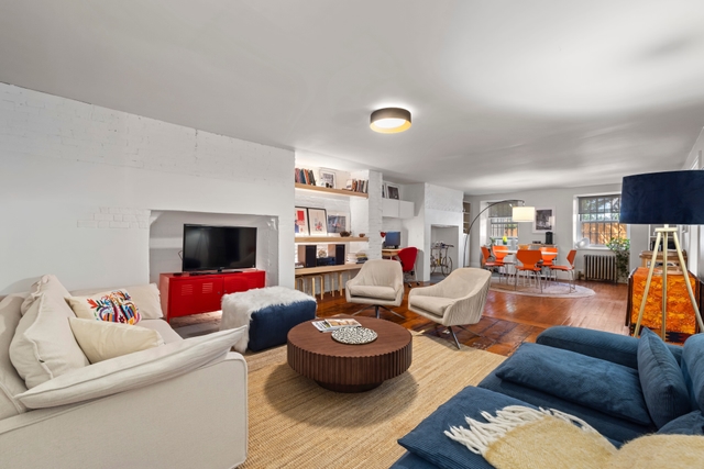 Image of Living space #2