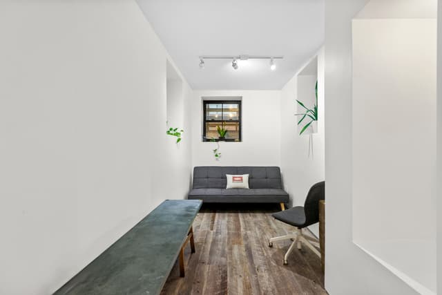 Image of Living space #8