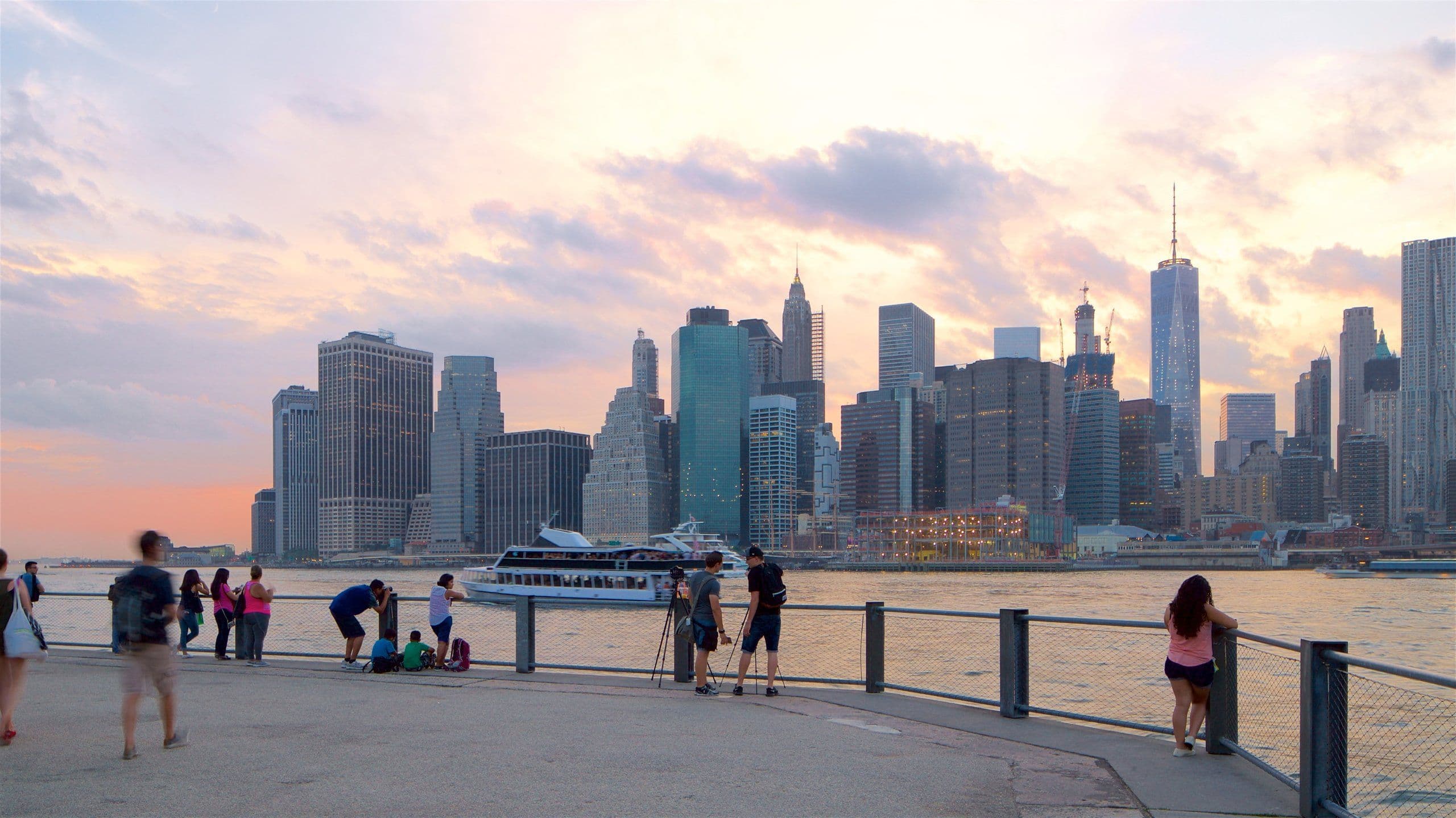 Rove's Featured Must-See: Transmitter Park