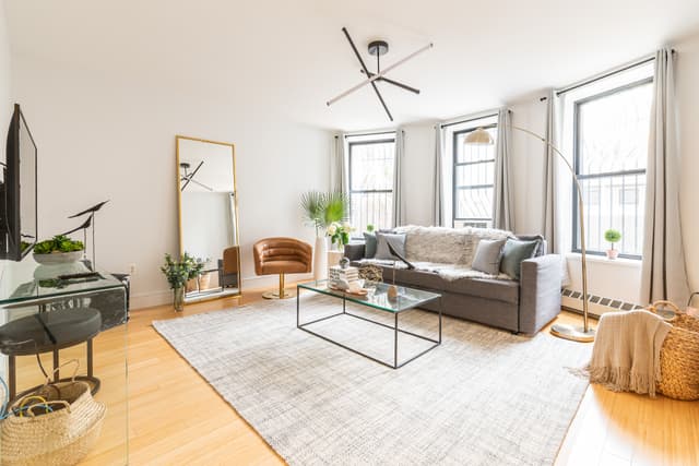 Image of Living space #3