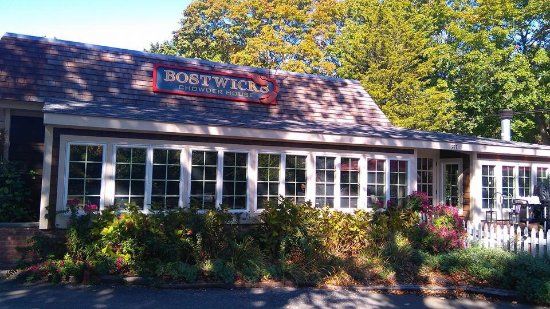 Bostwick’s Chowder House