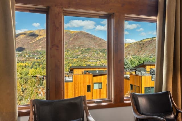 Image of Living space #5