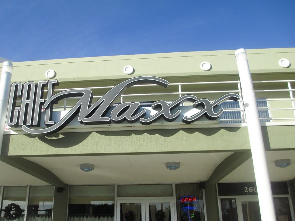 Cafe Maxx