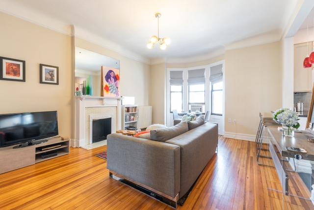 Image of Living space #2