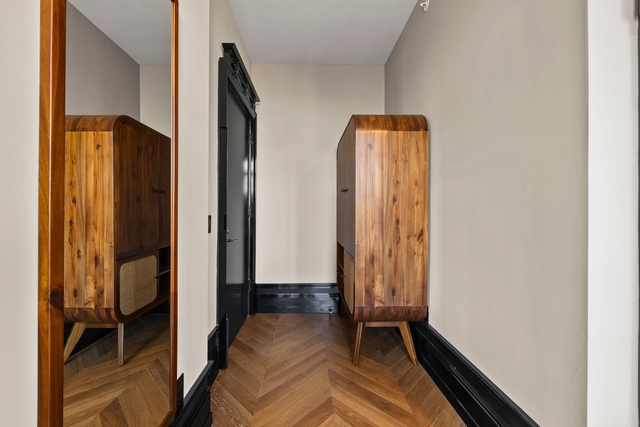 Image of Living space #3