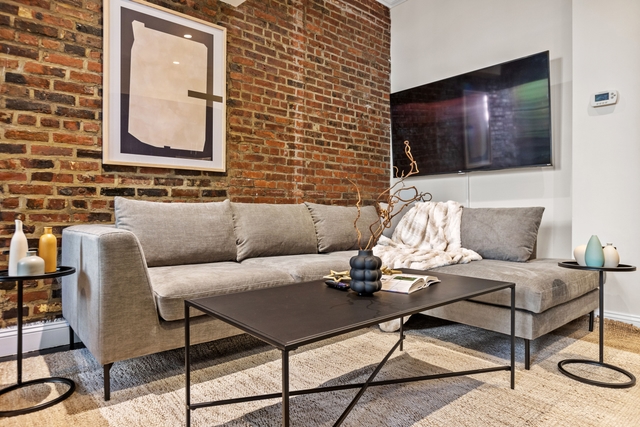 Image of Living space #3