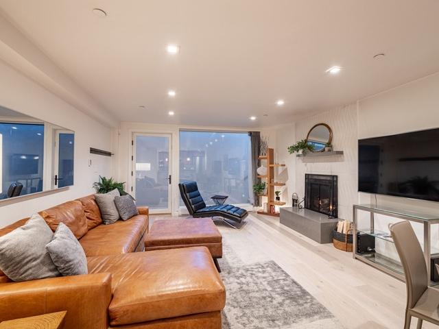 Image of Living space #3