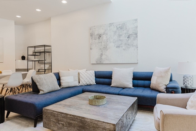 Image of Living space #3