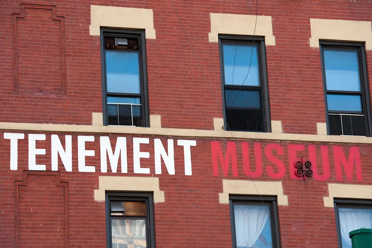 Rove's Featured Must-See: Tenement Museum