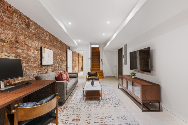 Image of Living space #8