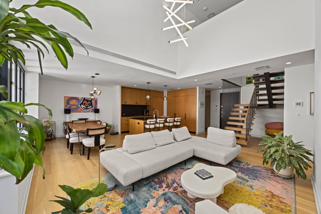 Image of Living space #2