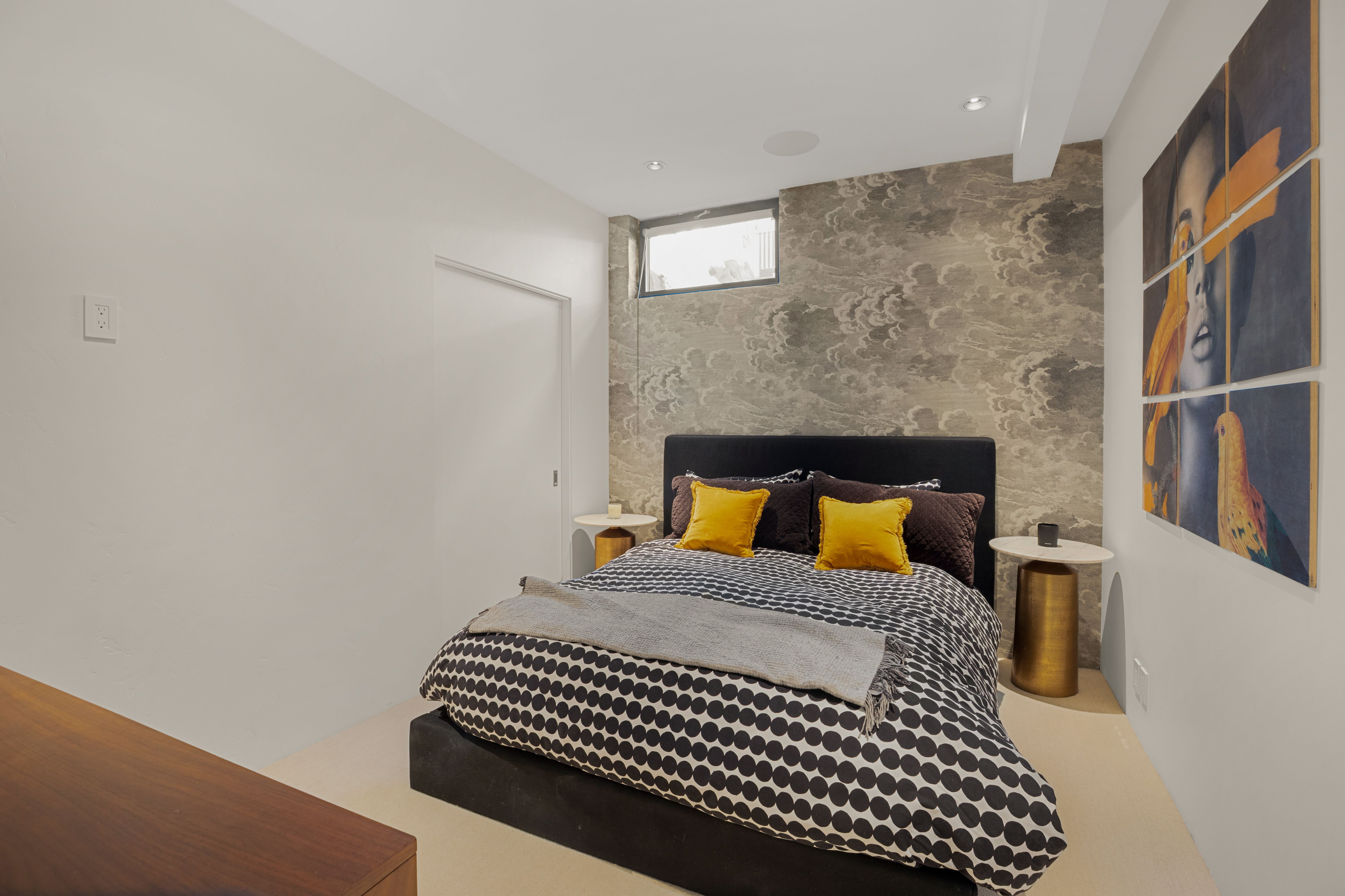 Timber Crest | Aspen | Designer Home with Sauna & Office photo 16