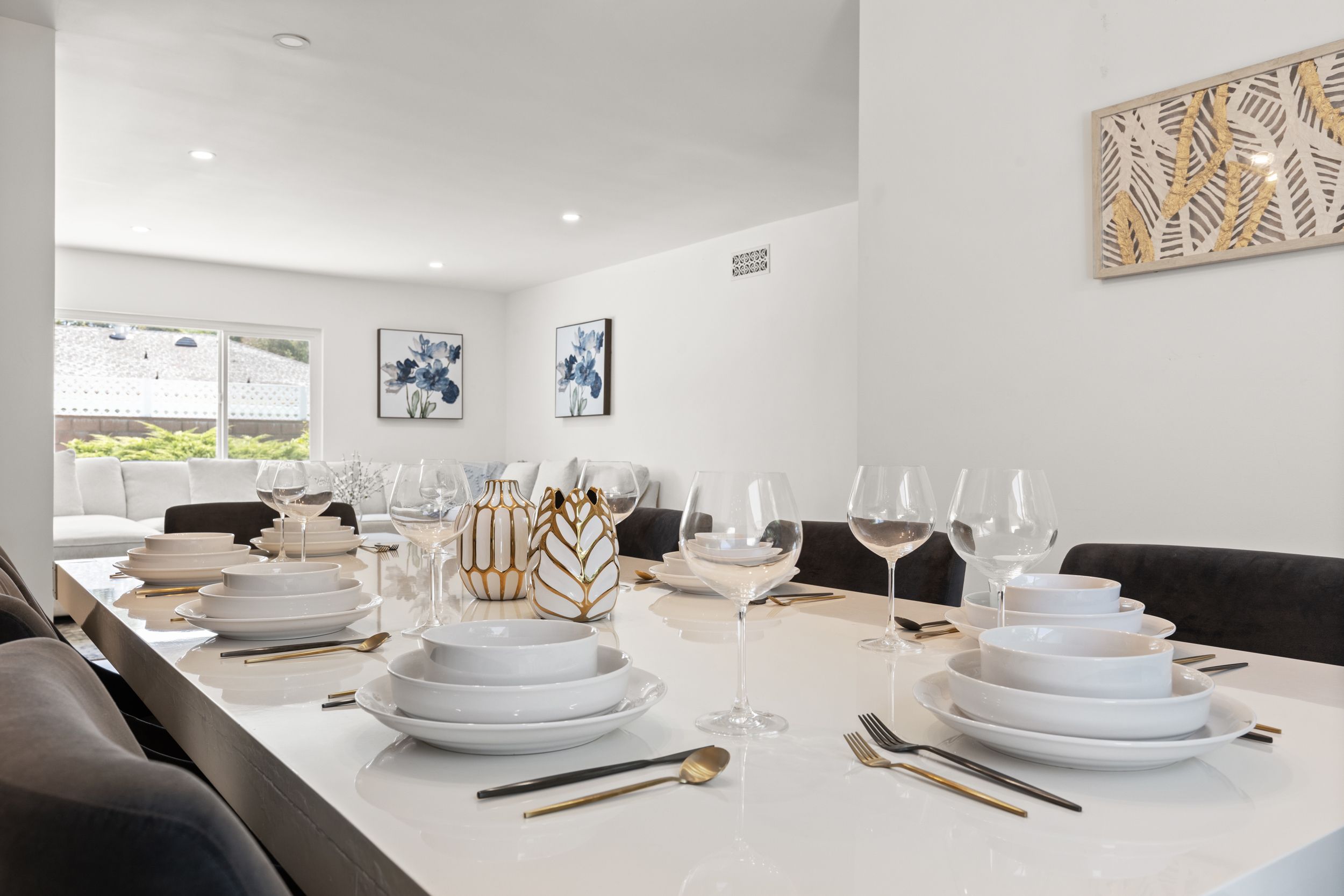 Whitaker Place | Northridge | Modern Designer Home photo 3