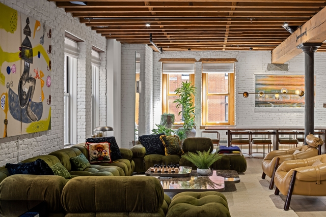 Image of Living space #3