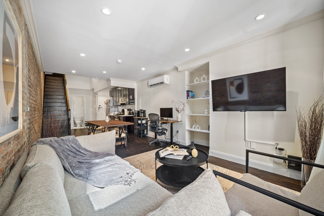 Image of Living space #2