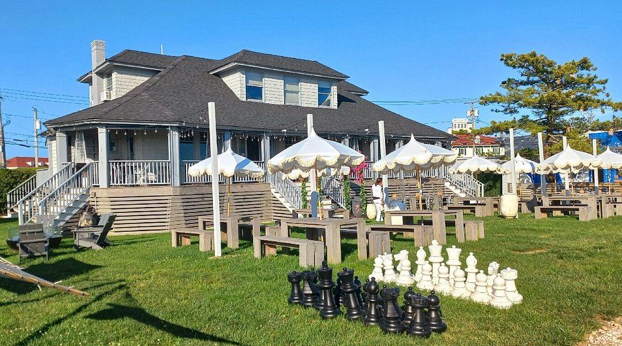 The Inn Spot on the Bay