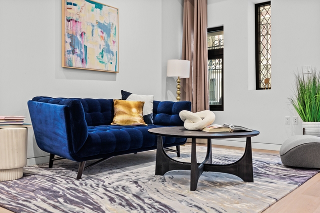 Image of Living space #3