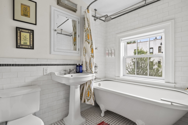 Image of Living space #9