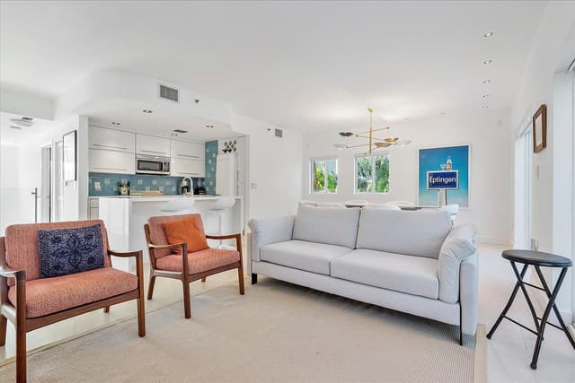 Image of Living space #2