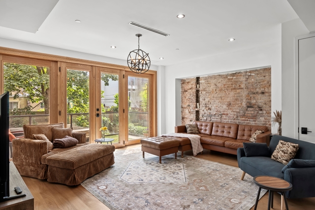 Image of Living space #1