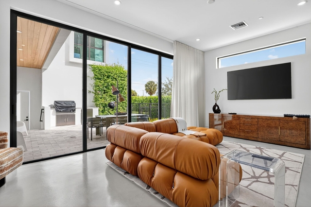 Image of Living space #1