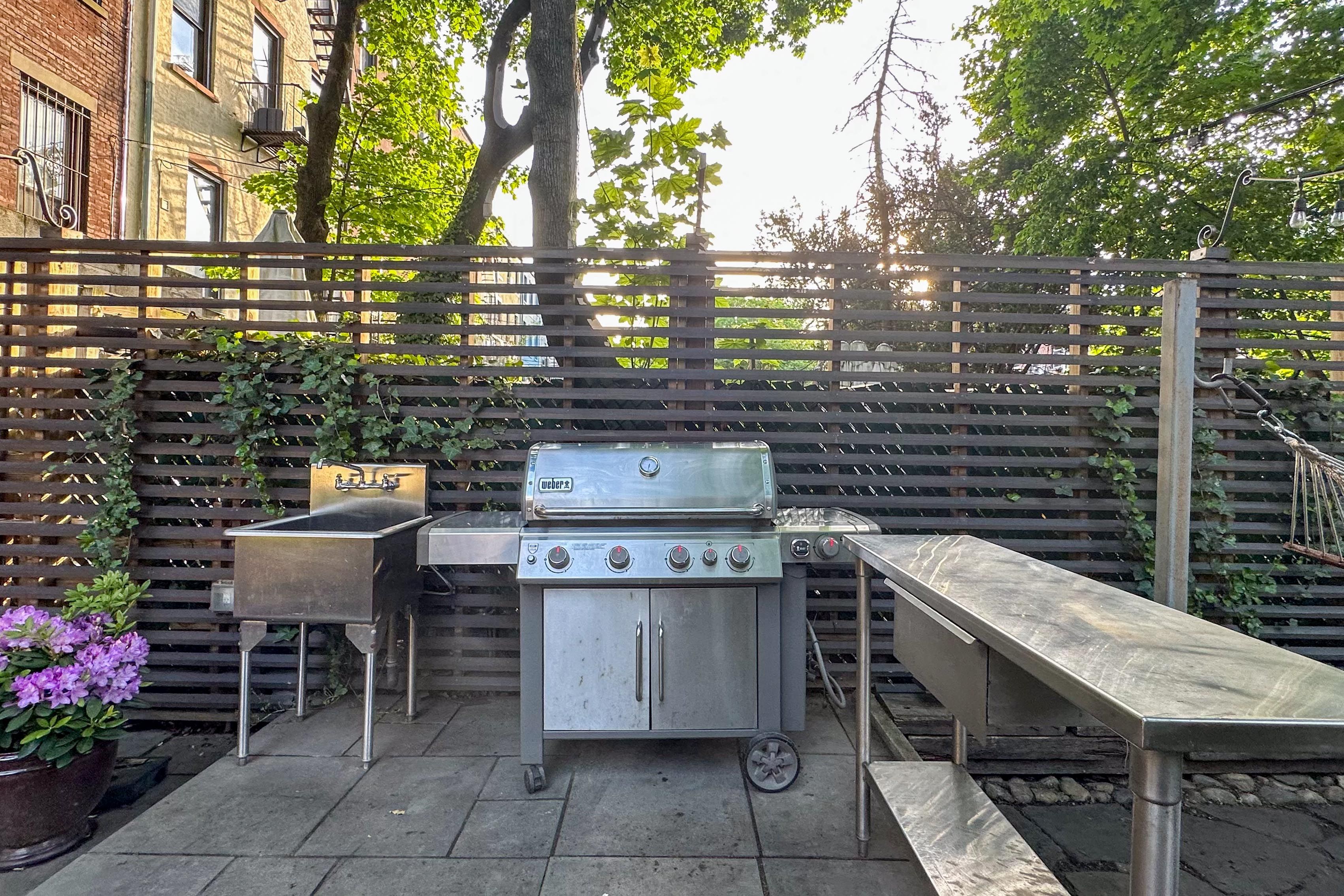 Bedstuy Belle | Bed-Stuy | Two-Story Apartment w/ Hot Tub, Sauna & Gym photo 33