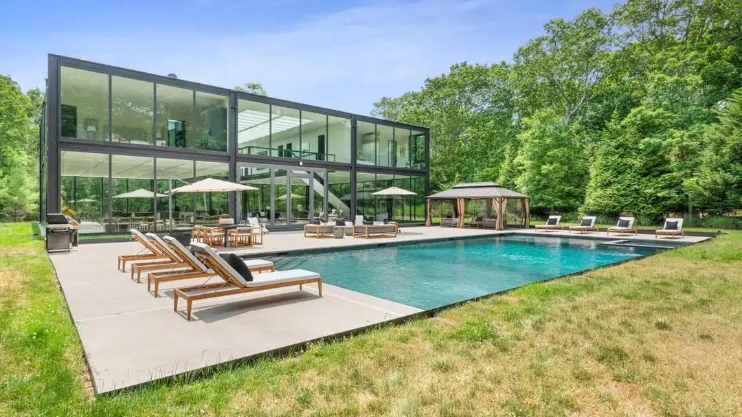 Luxury Furnished Rental in Hamptons