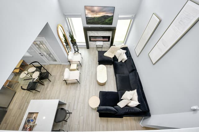 Image of Living space #2