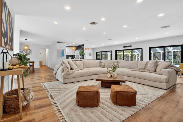 Image of Living space #6