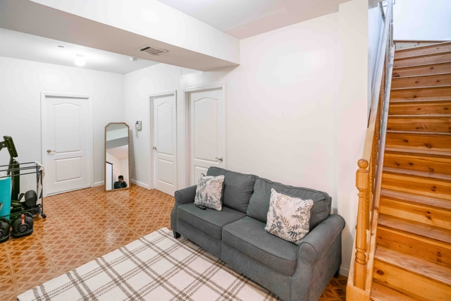 Image of Living space #10