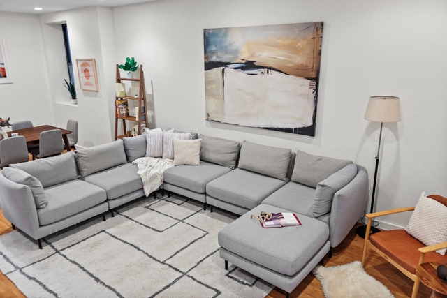 Image of Living space #3