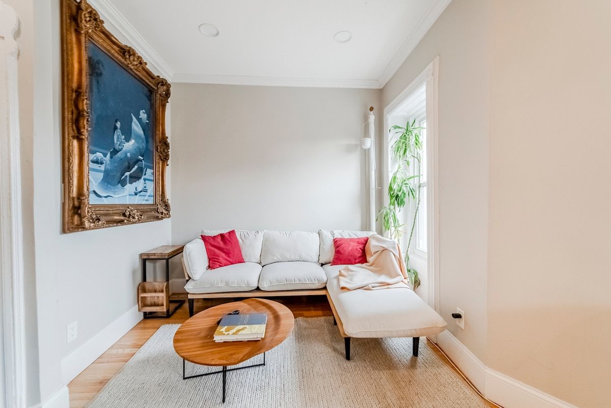 Prospect Haven | Prospect Heights | Sunlit Designer Retreat photo 4