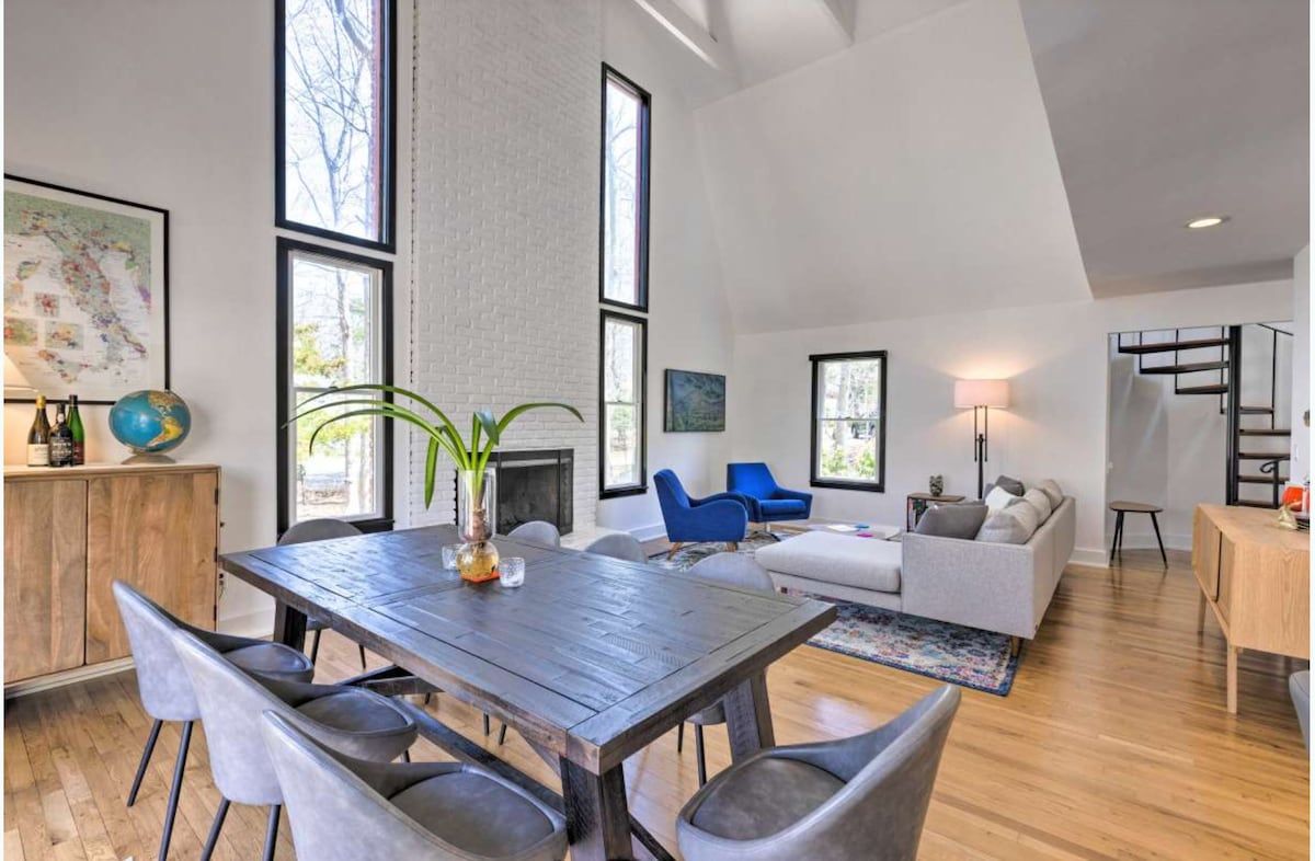 Boulder Villa | East Hampton | Upscale Home with Private Pool photo 12