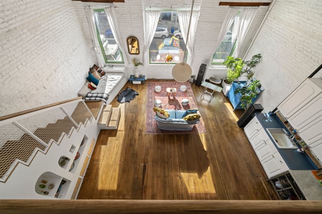 Image of Living space #6