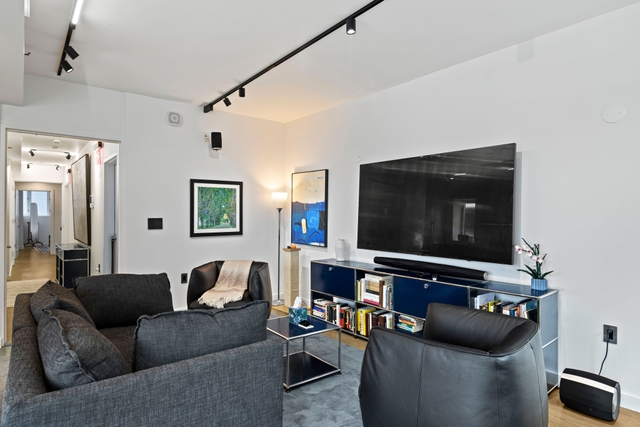 Image of Living space #4