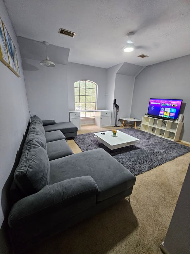 Image of Living space #2