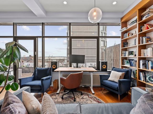 Image of Living space #5