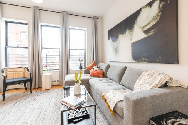 Image of Living space #4