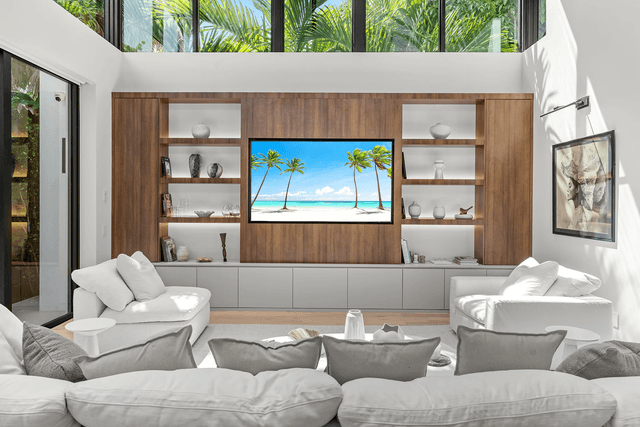 Image of Living space #2